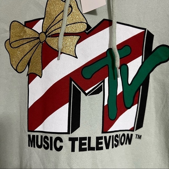 MTV Christmas hooded Sweatshirt present nwt - Picture 6 of 6